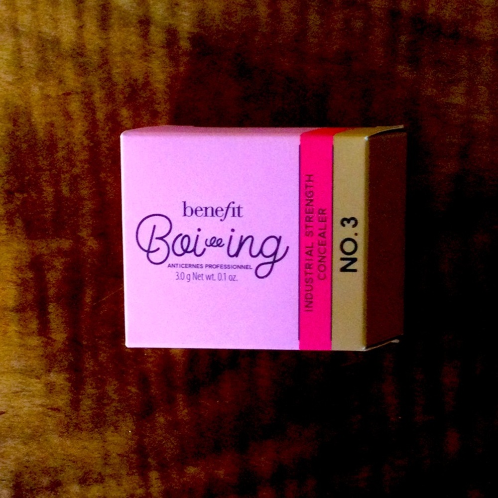 New in box Benefit Boi-ing Boing industrial strength concealer #3 - 2 available
